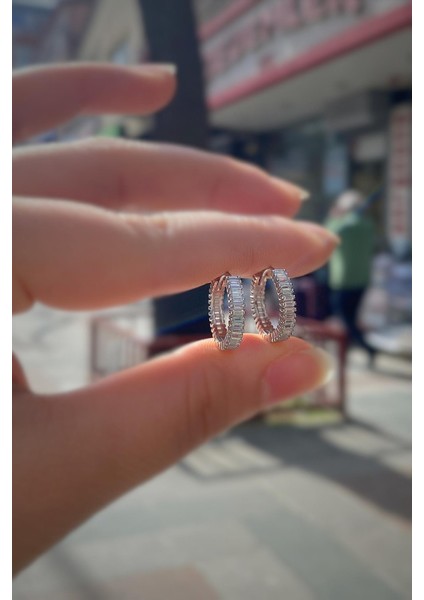 Gümüş Baget Taşlı Iç Çapı 12 mm Halka Küpe DY78E51