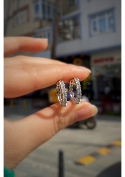 Gümüş Baget Taşlı Iç Çapı 15 mm Halka Küpe DY78E51
