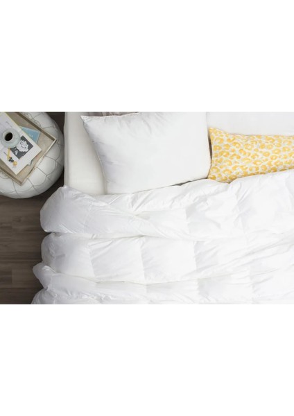 Çift Kişilik Micro Saten Kumaş Kaplamalı Yorgan (195 x 215)