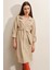 9104 Kruvaze Yaka Astarlı Trençkot - Bej 3