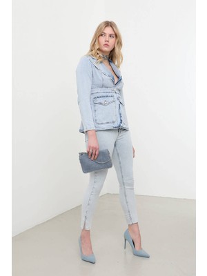 Blue White Kadın Paçası Yırtmaçlı Likralı Slim Fit Jean Pantolon Açık Mavi