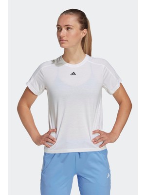 adidas Kadın Tr-Es Crew Tişört10