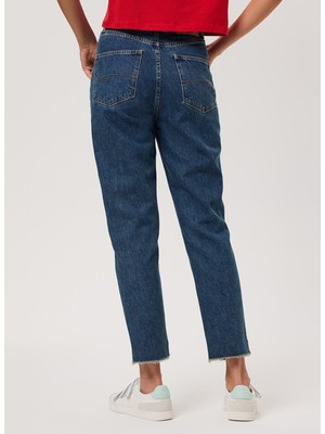 Lee Cooper Yüksek Bel Dar Paça Mom Fit Kadın Denim Pantolon 232 Lcf 121014 Marlyn Blue Lıght