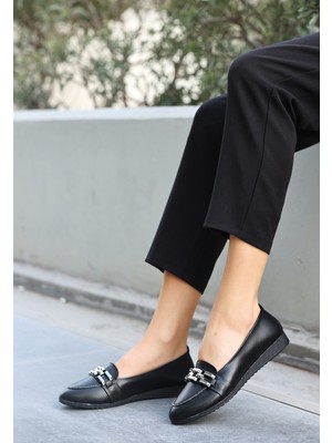 Erbilden Dois Siyah Cilt Babet Ayakkabı