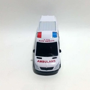 Sesli Işıklı Hareketli Çocuk Ambulans Oyuncak Araba 21CM