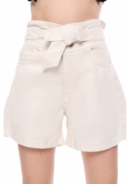 Kadın Beli Kemerli Yüksek Bel Krem Renk Kot Şort10 modelleri