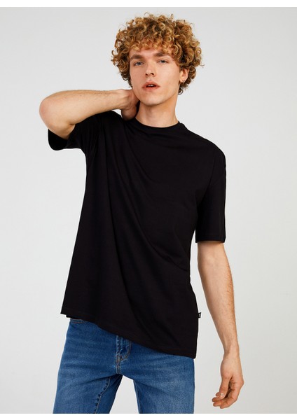 Bisiklet Yaka Baskılı Siyah Erkek T-Shirt TC9010BASIC