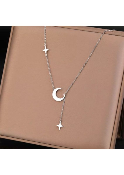 925 Ayar Gümüş Ay Kolye