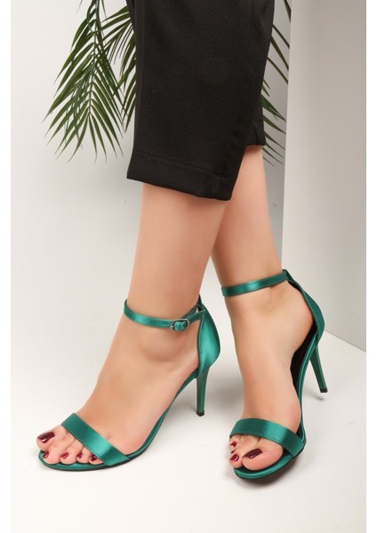 Kadın Tulipa Zümrüt Yeşili Saten Tek Bant Topuklu Ayakkabı modelleri