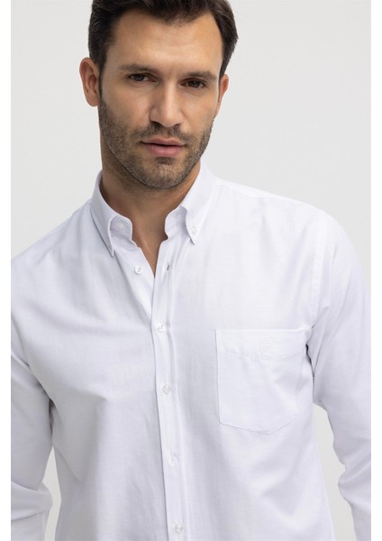 Klasik Fit Uzun Kol Oxford Doku Yaka Düğmeli Cepli Nakışlı Erkek Gömlek fiyatları