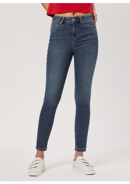 Orta Bel Dar Paça Skinny Fit Kadın Denim Pantolon 232 Lcf 121005 Jamy Blue Bleach fiyatları