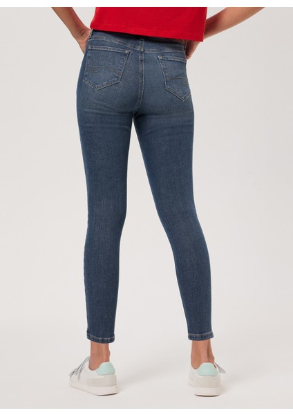 Orta Bel Dar Paça Skinny Fit Kadın Denim Pantolon 232 Lcf 121005 Jamy Blue Bleach