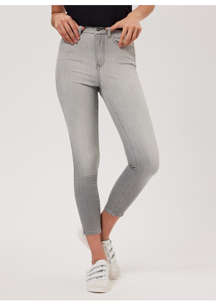 Yüksek Bel Dar Paça Skinny Fit Kadın Denim Pantolon 232 Lcf 121007 Jaycee Grey Lıght fiyatları