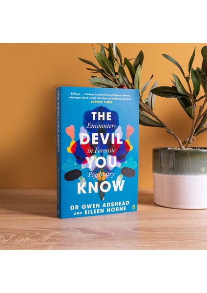 The Devil You Know: Stories Of Human Cruelty And Compassion fırsatları