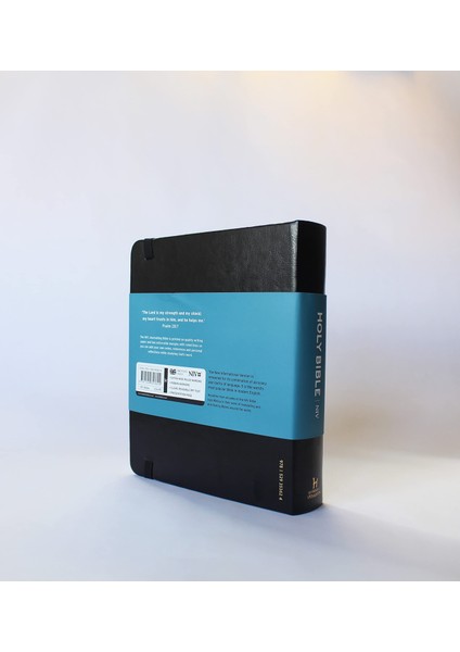 Nıv Journalling Black Hardback Bible modelleri