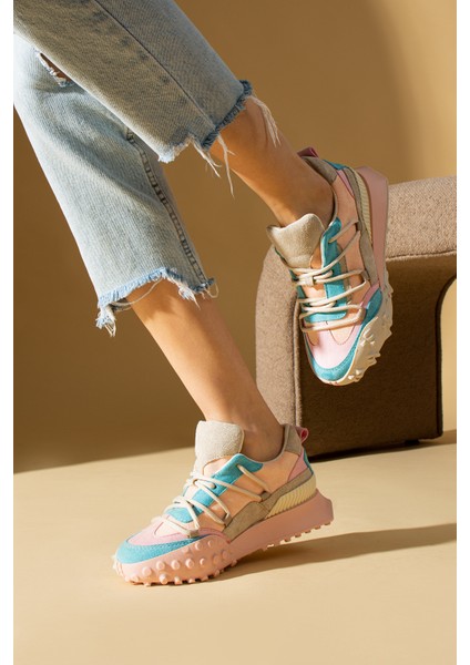 Yeni Sezon Kalın Taban Bağcıklı Moda Kadın Sneakers 36-144-23