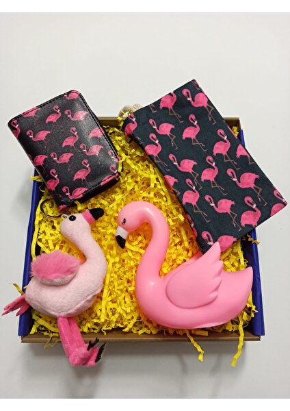 Alanç Gift Sevgililer Günü, Doğum Günü, Anneler Günü, Flamingo Cüzdan, Flamingo Lamba, Flamingo Peluş, Kalemlik Hediye Seti