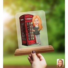 Bk Gift Kişiye Özel Kadın Karikatürlü Ahşap Standlı Pleksi Biblo-1