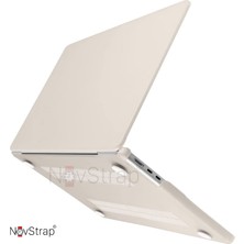 Novstrap Apple MacBook Air M2 Çip A2681 13.6 Inç 2022 Uyumlu Kılıf Cream Hard Shell Rubber Kapak