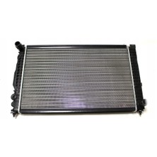 Autolux Audi A4 A6 Passat 2.4 2.5 Tdi 2.8 Su Radyatörü 95-2000 8D0121251N