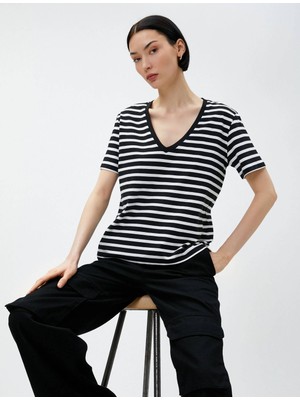 Koton 3SAK60017EK Koton Kadın T-Shirt Siyah Çizgili