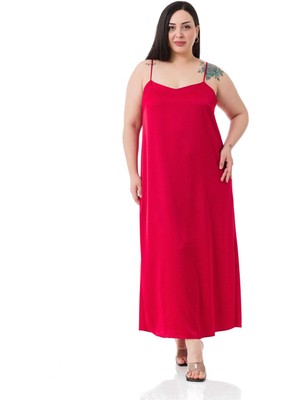 Disentis Modest Büyük Beden Ayarlanabilir Ince Askılı Yanı Yırtmaçlı Saten Kırmızı Elbise