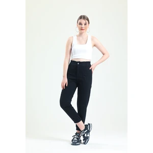 Siyah Cep Detaylı Jogger Mom Jean (Ince Kumaş)