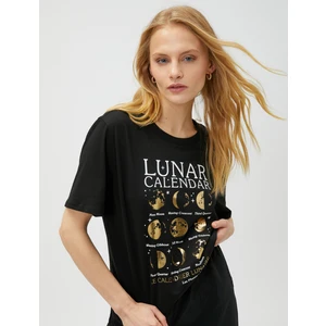 Ay Baskılı Tişört Pamuklu