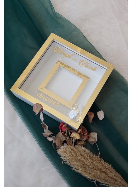 Ledli 25X25 cm Fotoğraf Bölümlü Beyaz Gold Renk Verda Anı Çerçevesi-6 cm Derinlikli Anı Çerçevesi fırsatları