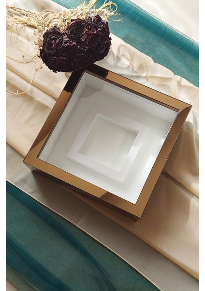 25X25 cm Fotoğraf Bölümlü Bronz Verda Anı Çerçevesi-6 cm Derinlikli Anı Çerçevesi fiyatları