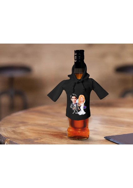 Kişiye Özel Sevgililer Karikatürlü Mini Siyah Içki Şişesi Tişörtü , Ev Bar Dekoru, Viski, Şarap, Votka, Rakı Şişesi Tişörtü, Ev Barı-6 fırsatları