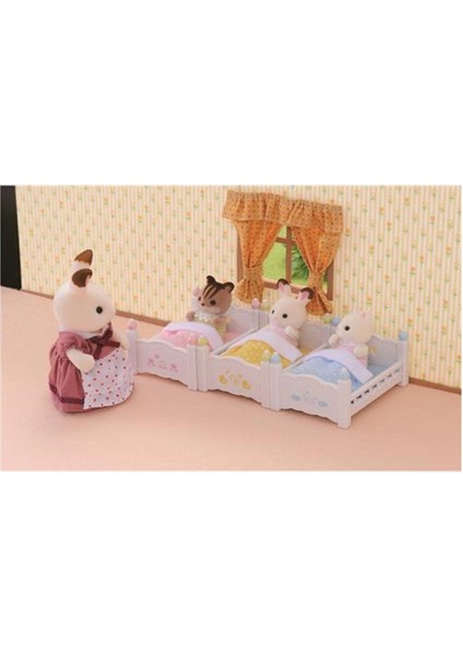 Adore Oyuncak 4448 Sylvanian Families, 3 Katlı Ranza, +3 Yaş, Figürler Ayrı Satılır.