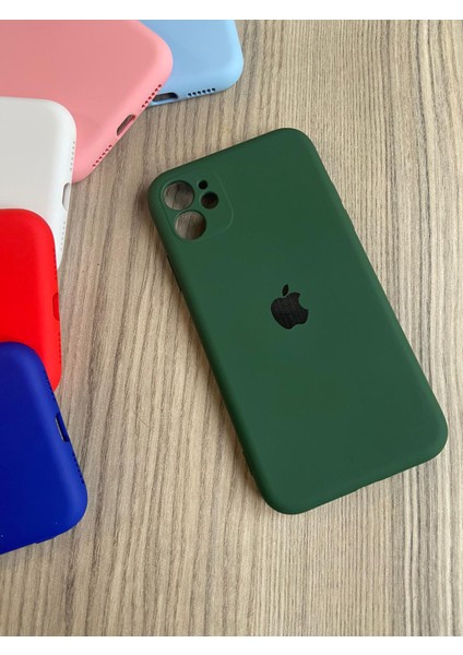 Meri Case Apple iPhone 11 Uyumlu Kamera Korumalı Logolu Içi Kadife Lansman Kılıf Arka Kapak