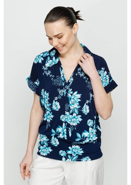 Polo Yaka Kısa Kollu Çiçek Desenli Bluz-Lacivert-Mavi modelleri