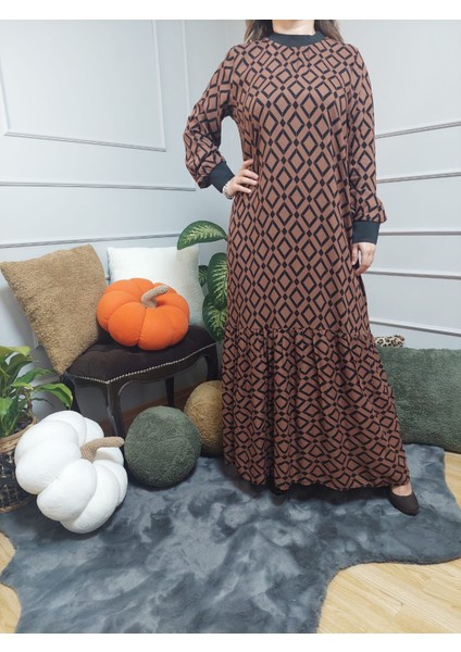 Kahverengi Ribanalı Elbise10 fırsatları