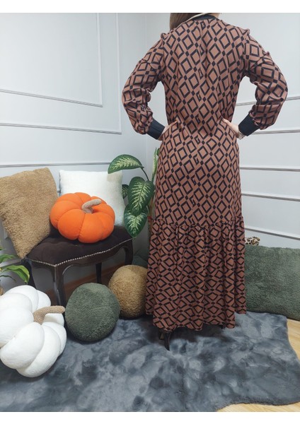 Kahverengi Ribanalı Elbise10 indirimleri