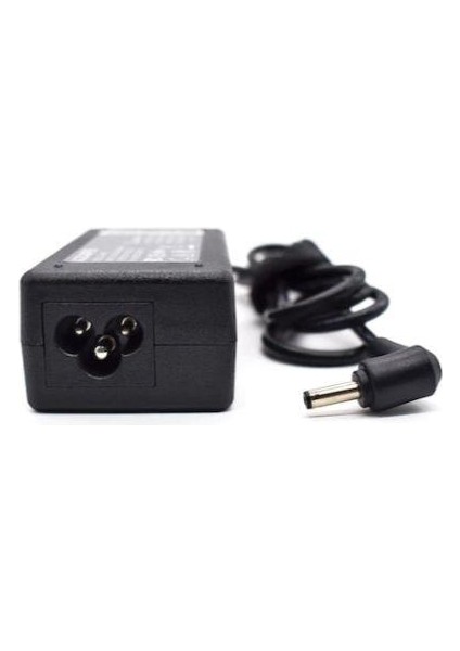 19 Volt 3.42 Amper Asus Notebook Adaptör 19 Volt 65 Watt Adaptör 19 Volt 3.42 Amper 4.0 mm 1.35 mm Asus Notebook Adaptör