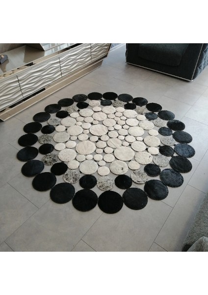 Yuvarlak Krem Gri Dana Derisi Puantiyeli Halı 150 x 150 cm