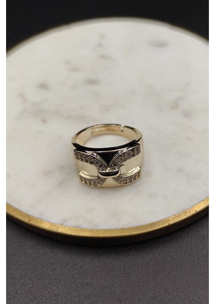 Zirkon Taşlı Plaka Üzeri Zincir Yüzük Gold