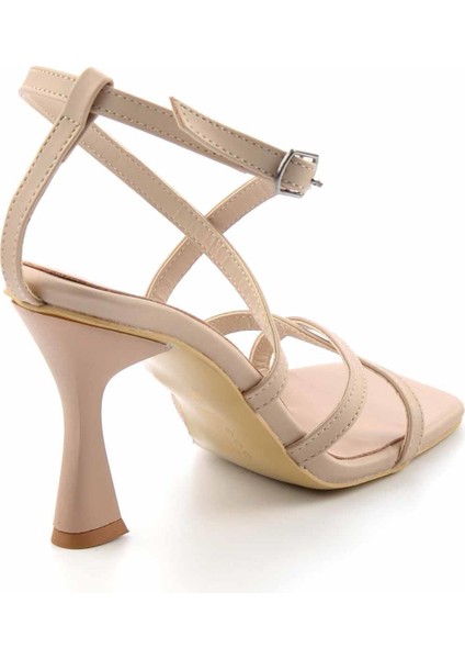 Nude Saten Kadın Klasik Topuklu Ayakkabı K05124011438 fırsatları