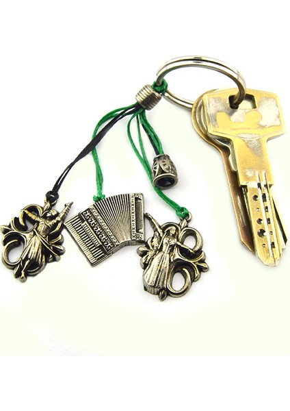 Kafkas Çerkes Salkım Anahtarlık - Oynayan Bay Bayan ve Akordiyon fırsatları