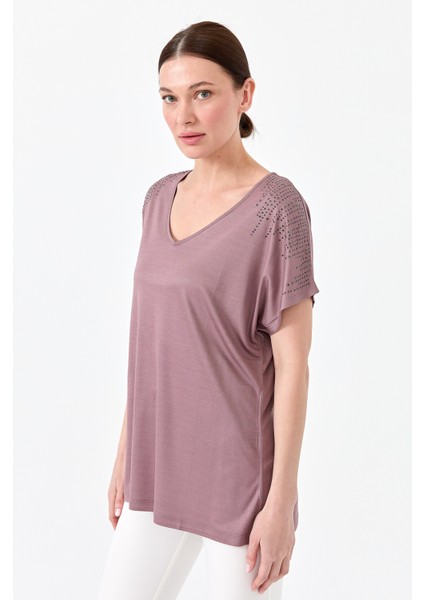 Kadın V Yaka Omuzları Taşlı Penye T-Shirt Mürdüm