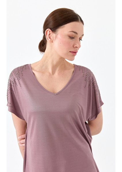 Kadın V Yaka Omuzları Taşlı Penye T-Shirt Mürdüm