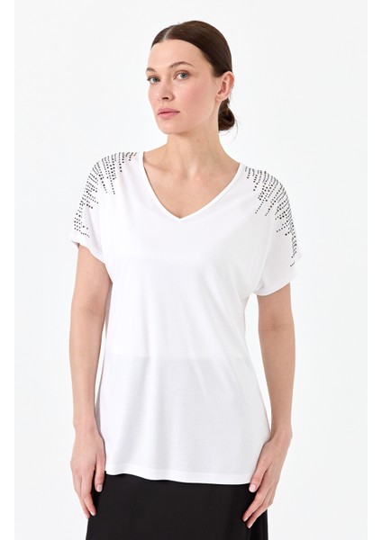 Kadın V Yaka Omuzları Taşlı Penye T-Shirt Beyaz