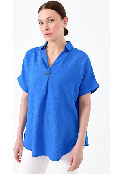 Kadın Gömlek Yaka Tokalı Penye T-Shirt Saks