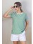 Kadın Yeşil Beyaz Çizgili Basic T-Shirt 1