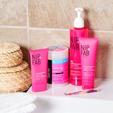 NIP + FAB Nip+Fab Salisilik Asit Fix Yağlı Ciltler Için Yüz Yıkama Jeli 145 ml