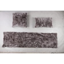 Dericibey Gri Doğal Kürk Koltuk Şal Takımı Şal 50 x 180 Cm, Yastık 50 x 50 Cm, Bel Yastığı 35 x 60 Cm