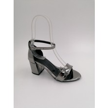 Solmaz Vivian Platin Ayna Tek Bant Topuklu Abiye Ayakkabı