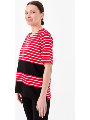 Desen Triko Kadın Sıfır Yaka Çizgi Önü Taşlı Penye T-Shirt Kırmızı